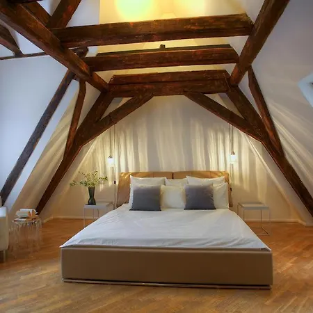 Ericsson Palace Apartment